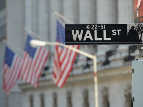 Record storico a Wall Street,Trump non spaventa più i mercati
