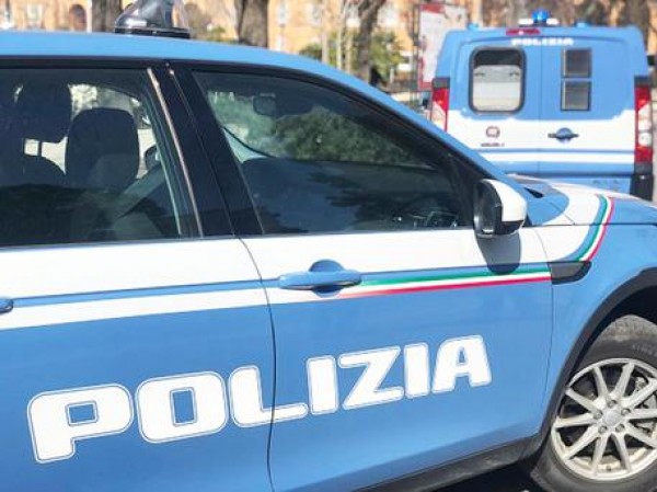 Cadavere carbonizzato in villa, fermato il figlio di 23 anni