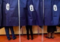L&#039;Italia al voto. Seggi aperti fino alle 23, domani dalle 7 alle 23