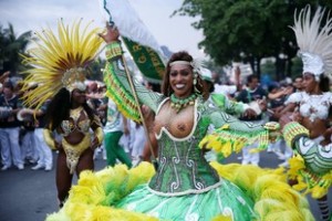 Carnaval, multitud invade las calles de Río