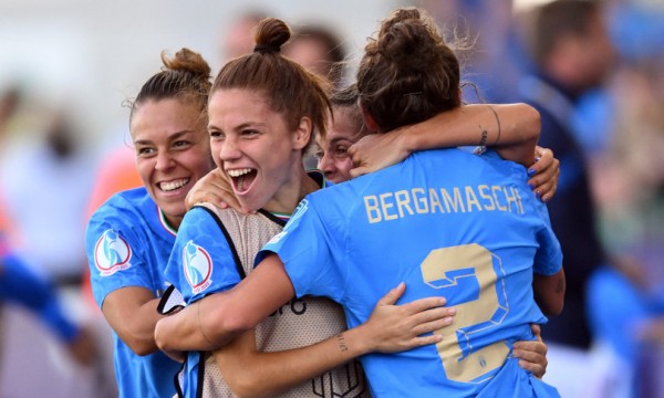 Europei donne, Italia gioca bene ma con l&#039;Islanda è 1-1