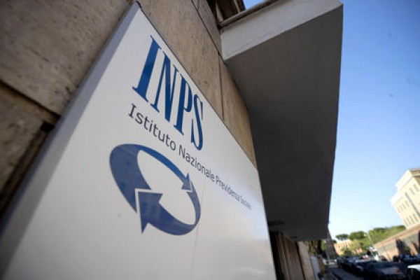 Inps: per reddito di emergenza fino a 840 euro mese