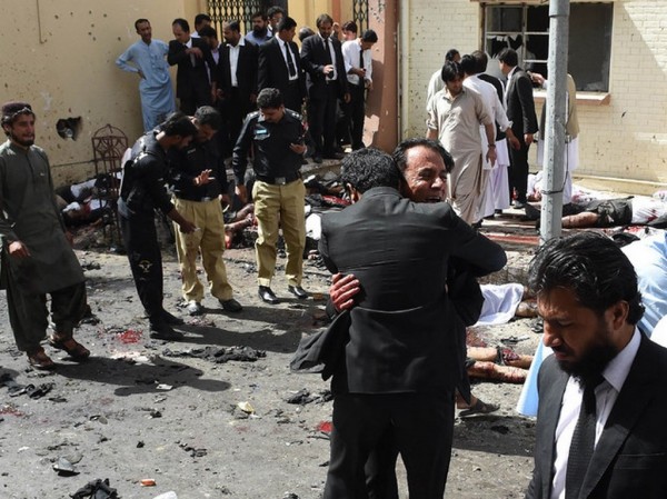 Pakistan, 25 morti per esplosione in ospedale a Quetta