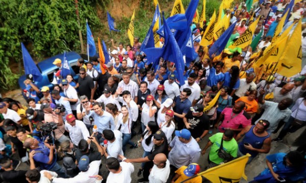 Presidente (e) de Venezuela Guaidó: Petare, el barrio más grande de América invoca al mundo solidaridad con los venezolanos