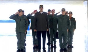 Maduro ordina un&#039;azione militare congiunta in risposta alla presenza di una nave britannica in Guyana