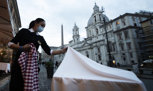 Oggi i ristoratori protesteranno in 24 piazze d&#039;Italia contro il Dpcm
