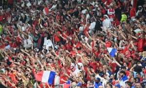 Tifosi francesi allo stadio di Doha