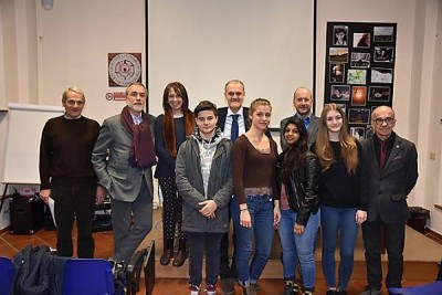 Parma - Spostamenti casa – scuola, premiati 10 studenti