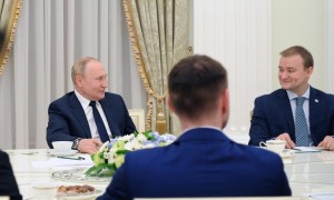 Putin: &quot;L&#039;Occidente provi a batterci. In Ucraina non abbiamo iniziato&quot;.  Lavrov:Lavrov: &quot;Pronti a negoziare sul grano&quot;. E lascia G20 in anticipo.