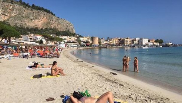 El mar Mediterráneo objetivo convocante de una cumbre internacional en Roma