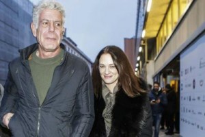 Asia Argento con Anthony Bourdain