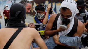 Oposición contabiliza al menos 57 heridos tras protestas