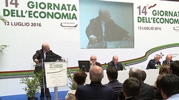 Campania - Il presidente De Luca alla XIV Giornata dell&#039;Economia