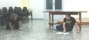 Taranto - Così Massimo Cimaglia insegna teatro, abbiamo visto due ore di lezione
