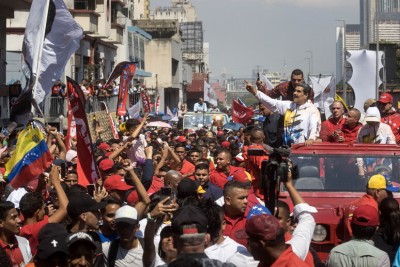 Oppositore Manuel Rosales di Maduro si iscrive all&#039;ultimo minuto alle elezioni