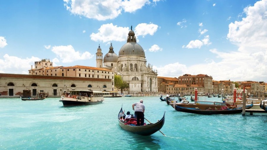 Venecia al borde de ataque de nervios