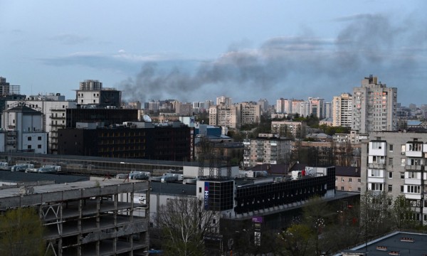 Missili su Kiev durante la visita di Guterres. Zelensky: Mosca ha voluto umiliare le Nazioni Unite