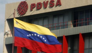 Principal petrolera rusa en Venezuela congela contratos con PDVSA
