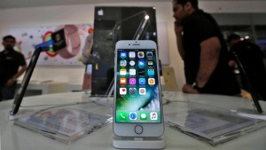 Foxconn may build factory in the US