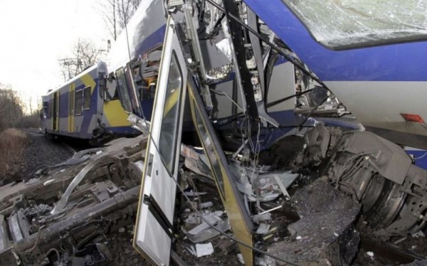 Al menos 30 heridos graves en un accidente de tren en Montpellier
