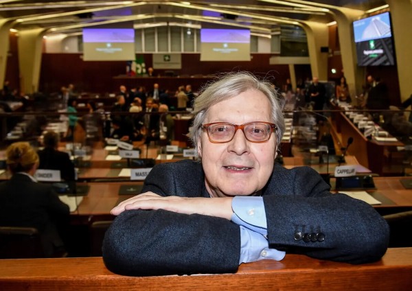 Vittorio Sgarbi sottosegretario alla Cultura dimissionario