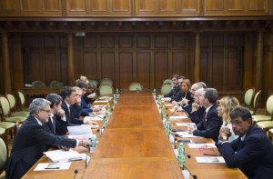 Renzi incontra l&#039;Associazione nazionale magistrati e il Consiglio nazionale forense