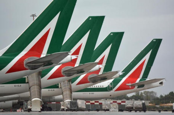 Alitalia: firmato il decreto per la NewCo