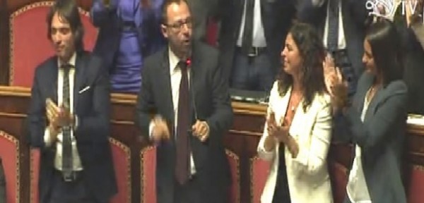 La fine del governo Giallo Verde tra insulti, Conte esce di scena, ma a testa alta