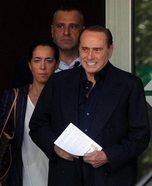 Berlusconi lascia San Raffaele: &#039;Nel centrodestra dobbiamo andare d&#039;accordo&#039;