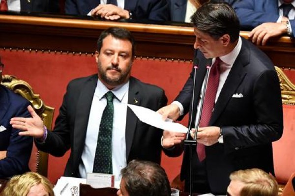 Conte contro Salvini sul Fondo Salva Stati: &#039;Deliri&#039; La replica: &#039;Premier mente&#039;