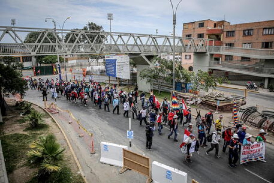 Perù: sindacato convoca per domani nuova marcia a Lima