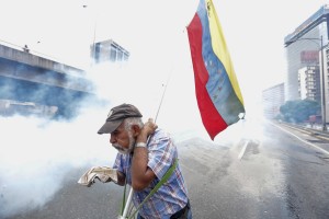 Venezuela: faccia a faccia sempre più duro fra governo e opposizione e continua la repressione