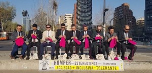 Cile, la rivoluzione a suon di ferri di calza