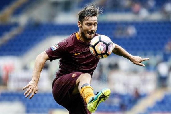 Roma ganó con gol de Totti Roma Sampdoria 3-2