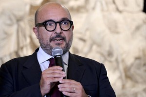 Gennaro Sangiuliano sceglie la sua città per la prima uscita da ministro della Cultura