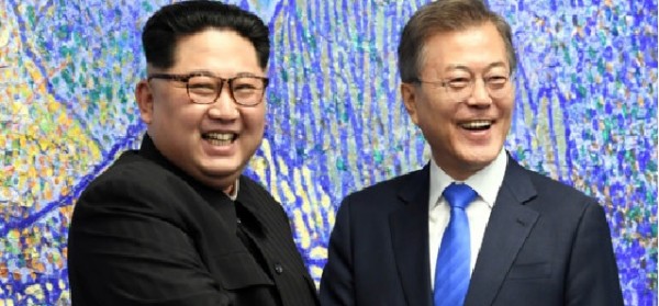 Come è andato il vertice tra Kim e Moon al confine tra le due Coree