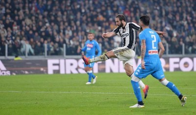 Juventus Napoli 2-1 Higuain protagonista con una doppietta con Bonucci