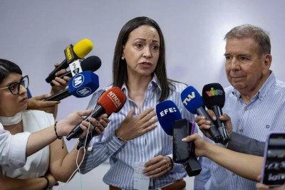 il candidato ammesso dal CNE Edmundo González, Maria Corina Machado leader dell&#039;Opposizione Venezuelana, 