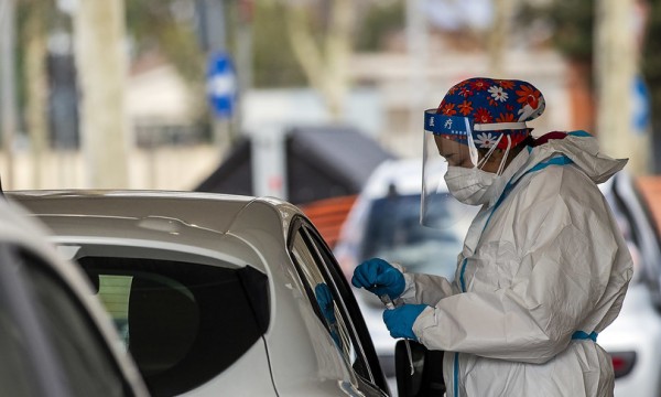 Coronavirus in Italia 220.532 casi Covid e 294 morti. Tasso di positività al 16%: bollettino 11 gennaio