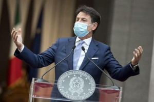 Covid: nuovo Dpcm firmato da Conte, in vigore da oggi. Il premier: &#039;Misure per un Natale sereno&#039;