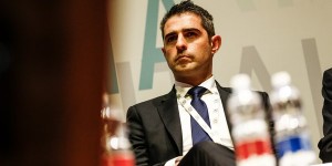 Pizzarotti da Santoro, «il sogno di Parma continua»