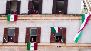 Italia permitirá las visitas a familiares y abrirá parques desde el 4 de mayo