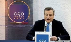 Perché il risultato elettorale rafforza il governo Draghi
