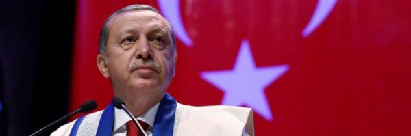 La Turchia priva la libertà dei cittadini e la UE elogia il califfo