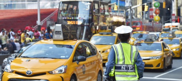 &quot;Entro due anni avremo in strada taxi che si guidano da soli&quot;