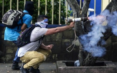 Nicaragua, dopo la marcia contro Ortega gruppi armati sparano sui manifestanti