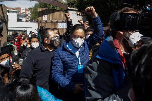 Luis Arce, delfín de Evo Morales, ganó elecciones de Bolivia en la primera vuelta