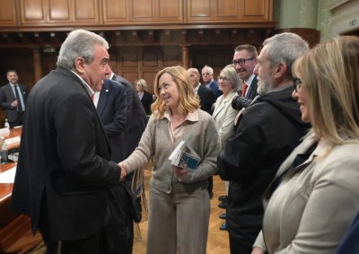 Giorgia Meloni e i sindacati