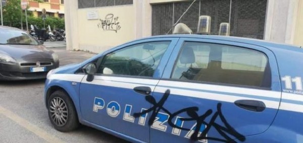 Scritte contro la polizia, comunicato del Mosap &quot;preoccupa clima&quot;