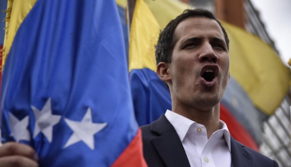 Italia con su gobieno Liga - M5S bloquea declaración de reconocimiento de la Unión Europea a Juan Guaidó